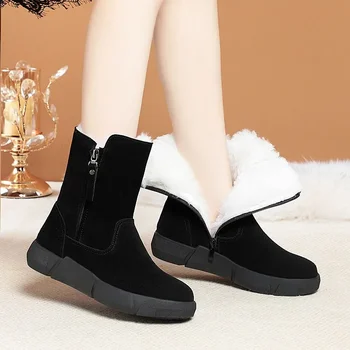 Теплые удобные зимние ботинки с цепочкой по бокам на толстой подошве для женщин зимой 2024 года, новые модные повседневные короткие ботинки для женщин